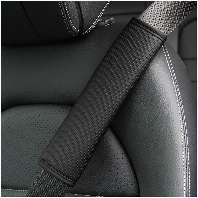 Leren Autogordelbeschermer met Reliëf – Comfort & Elegantie | ErgoBelt™
